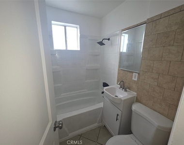 619 Bridewell - Photo Thumbnail 5