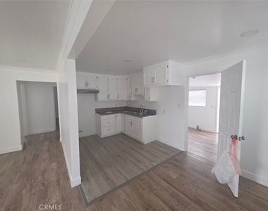 619 Bridewell - Photo Thumbnail 4