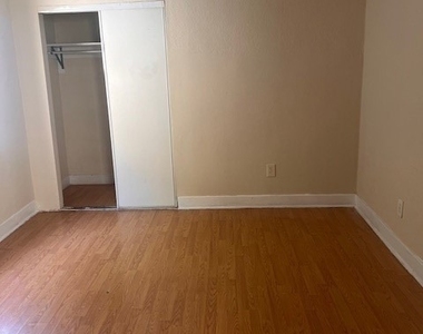 1080 Geraghty Avenue - Photo Thumbnail 5