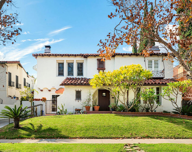 119 N Orange Drive - Photo Thumbnail 1