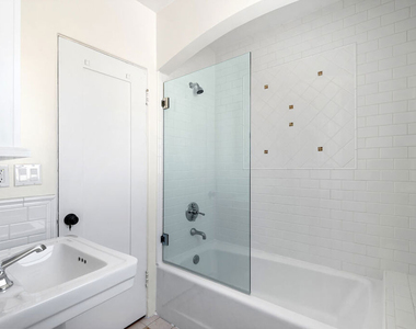 119 N Orange Drive - Photo Thumbnail 15