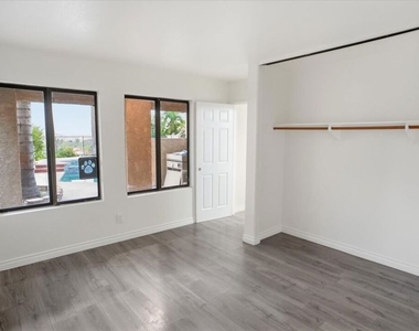 24124 Mentry Drive - Photo Thumbnail 12