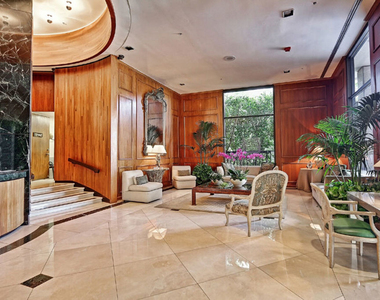 10790 Wilshire Boulevard - Photo Thumbnail 2