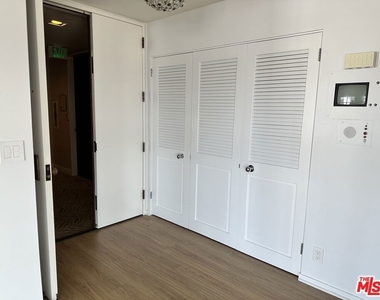 10790 Wilshire Boulevard - Photo Thumbnail 14