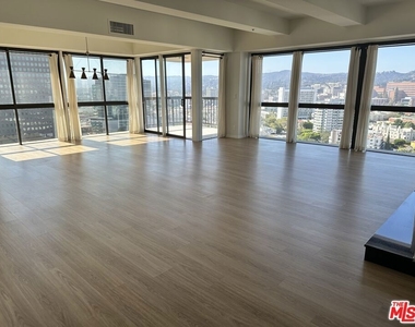 10790 Wilshire Boulevard - Photo Thumbnail 15