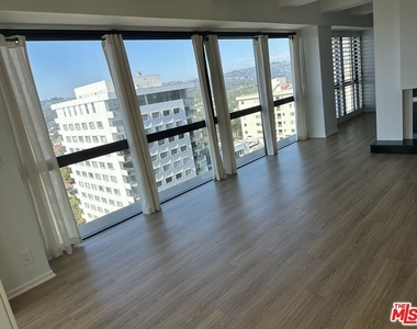 10790 Wilshire Boulevard - Photo Thumbnail 8