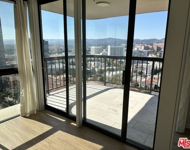 10790 Wilshire Boulevard - Photo Thumbnail 7