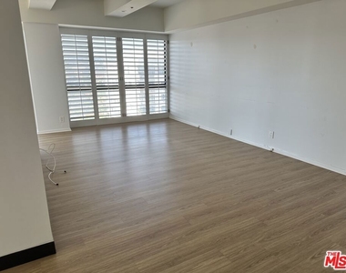 10790 Wilshire Boulevard - Photo Thumbnail 11