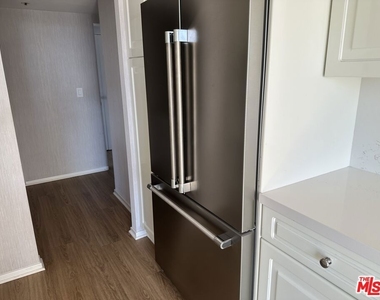 10790 Wilshire Boulevard - Photo Thumbnail 26
