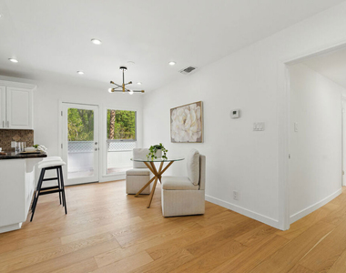 5220 Melvin Avenue - Photo Thumbnail 11