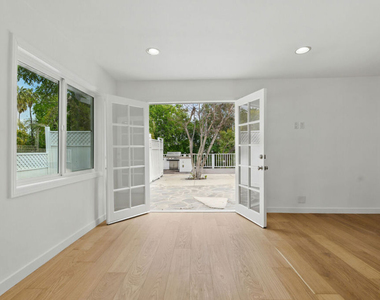5220 Melvin Avenue - Photo Thumbnail 23