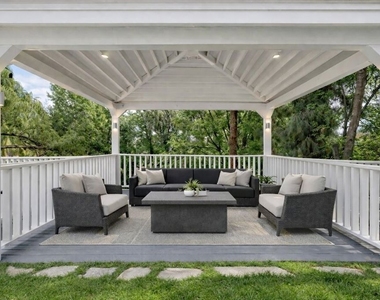 5220 Melvin Avenue - Photo Thumbnail 3