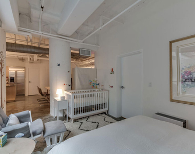 1100 S Grand Avenue - Photo Thumbnail 18
