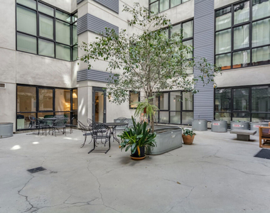 1100 S Grand Avenue - Photo Thumbnail 23