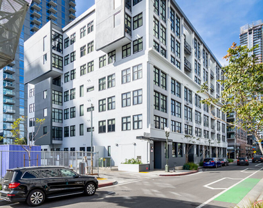 1100 S Grand Avenue - Photo Thumbnail 50
