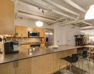1100 S Grand Avenue - Photo Thumbnail 10