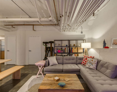 1100 S Grand Avenue - Photo Thumbnail 9