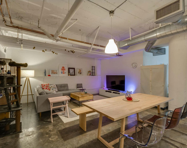 1100 S Grand Avenue - Photo Thumbnail 8