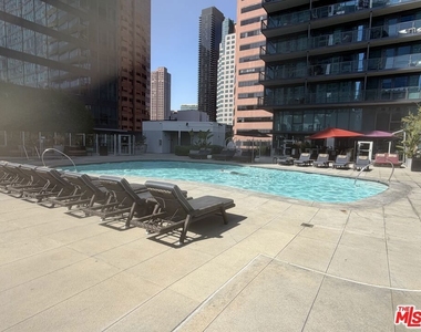 901 S Flower Street - Photo Thumbnail 39