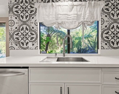 6501 Bradley Place - Photo Thumbnail 15