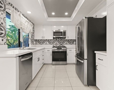 6501 Bradley Place - Photo Thumbnail 13