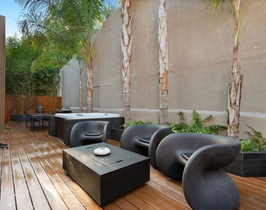 3601 Dixie Canyon Place - Photo Thumbnail 30