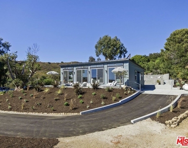 3065 S S. Foose Road - Photo Thumbnail 3