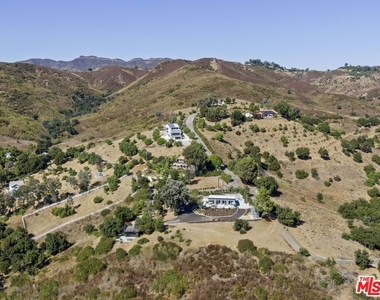 3065 S S. Foose Road - Photo Thumbnail 18
