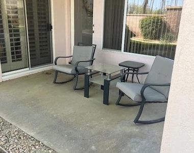 37736 Breeze Way - Photo Thumbnail 12