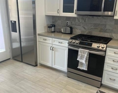 37736 Breeze Way - Photo Thumbnail 2