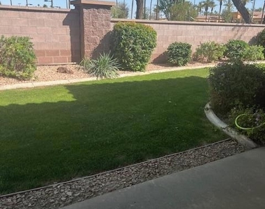 37736 Breeze Way - Photo Thumbnail 11