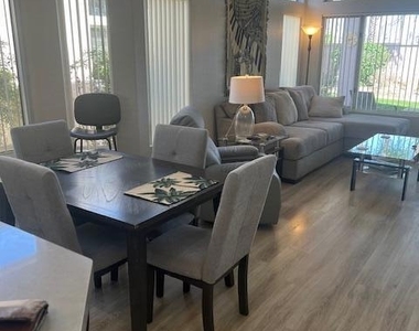 37736 Breeze Way - Photo Thumbnail 4