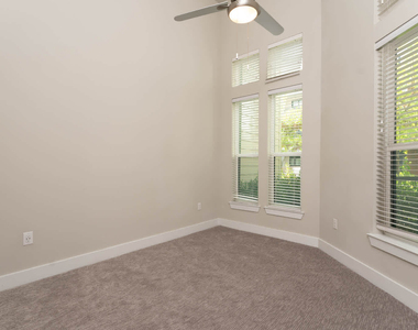 8455 Grace St - Photo Thumbnail 15