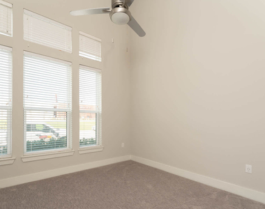 8455 Grace St - Photo Thumbnail 17