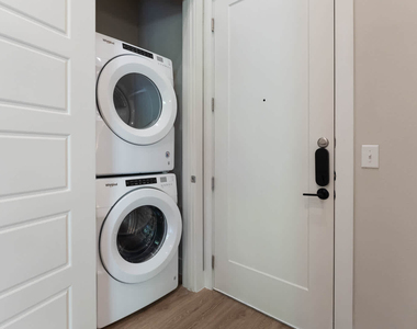 8455 Grace St - Photo Thumbnail 13