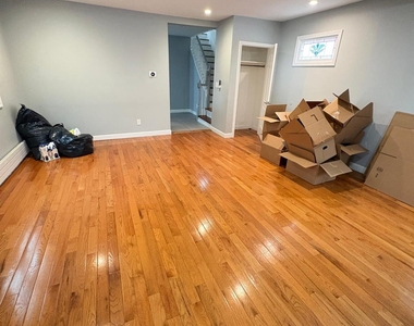 40 S 16th Street - Photo Thumbnail 11
