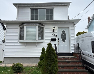 40 S 16th Street - Photo Thumbnail 9