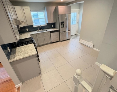 40 S 16th Street - Photo Thumbnail 14