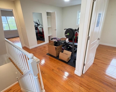 40 S 16th Street - Photo Thumbnail 16