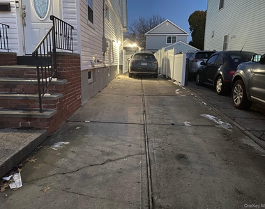 40 S 16th Street - Photo Thumbnail 1
