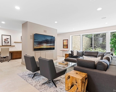 7 Rolling Wood Lane - Photo Thumbnail 24