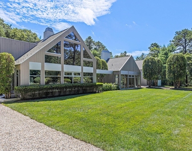 7 Rolling Wood Lane - Photo Thumbnail 31