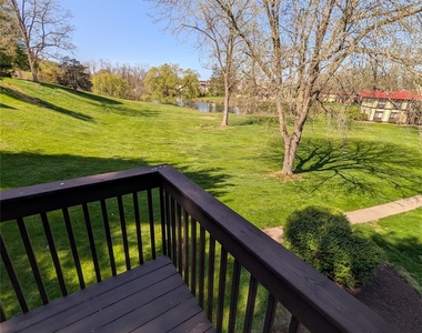 9 Loudon Drive - Photo Thumbnail 17