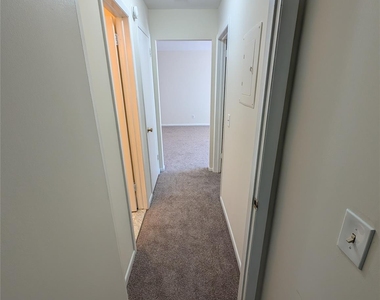 9 Loudon Drive - Photo Thumbnail 10