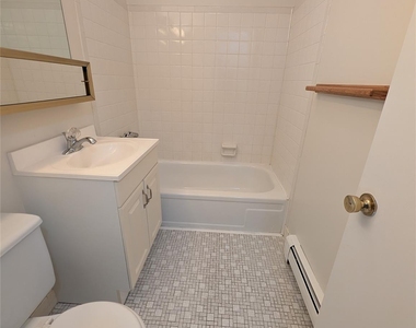 9 Loudon Drive - Photo Thumbnail 15