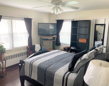 141 Nassau Lane - Photo Thumbnail 6