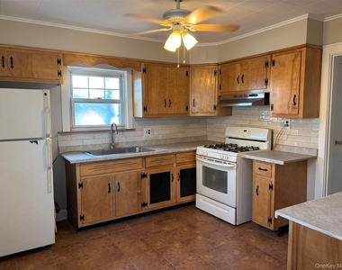 82 Putnam Avenue - Photo Thumbnail 3