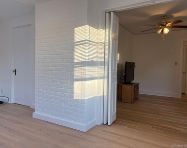 82 Putnam Avenue - Photo Thumbnail 30