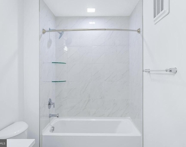 701 N Henry Street - Photo Thumbnail 23