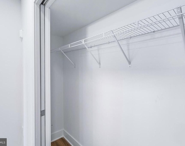 701 N Henry Street - Photo Thumbnail 20